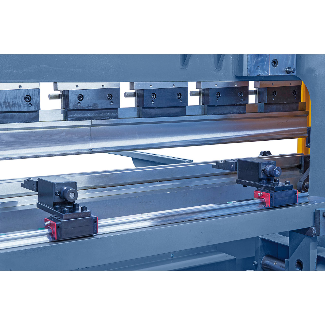 Presse Plieuse Hydraulique Bernardo AKPL 1600 x 40T - Image 7