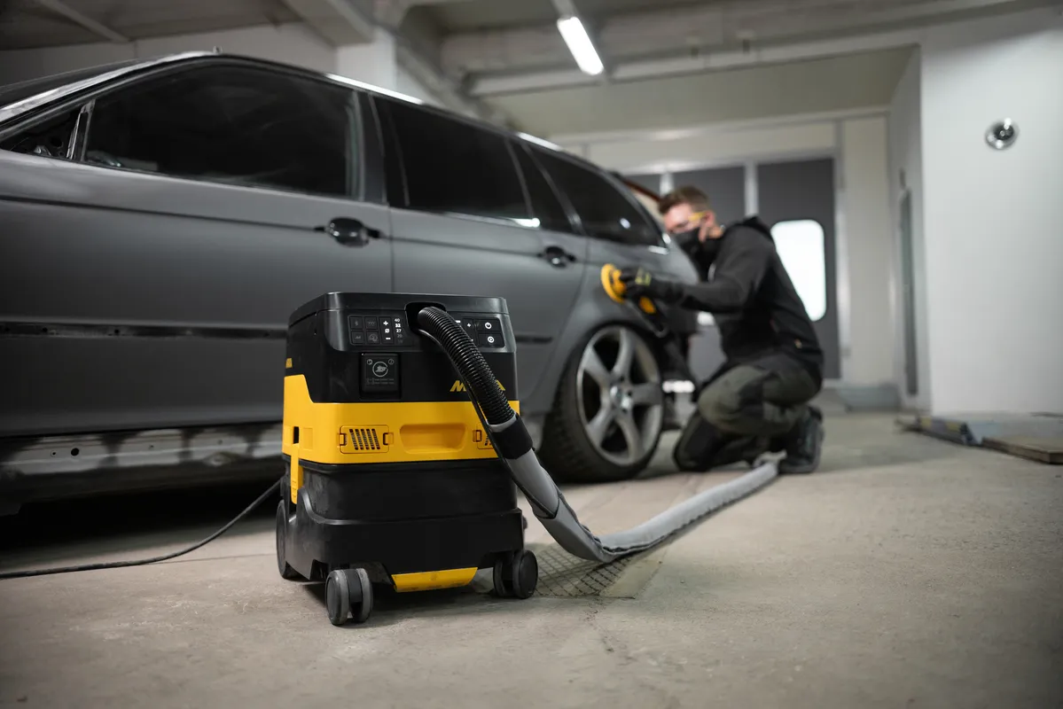 Aspirateur professionnel compact Mirka DEXOS 1217 AFC avec tuyau de 4m - Image 13