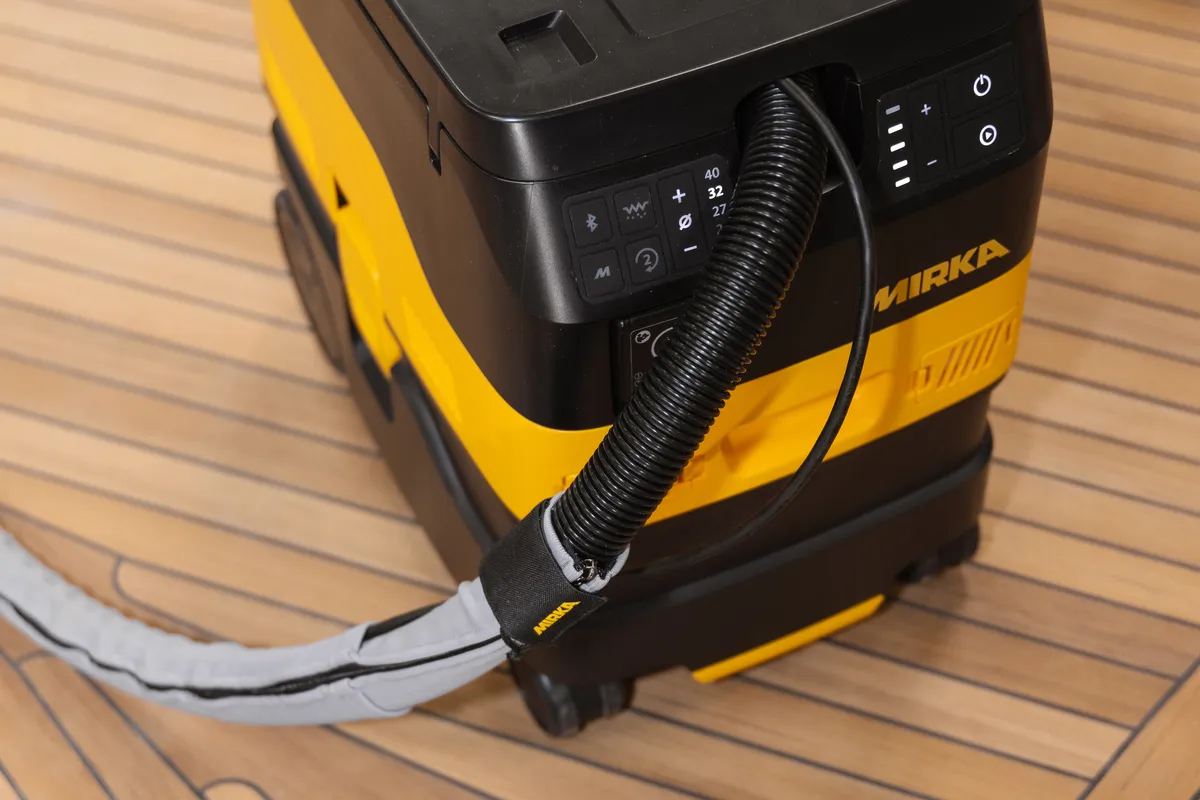 Aspirateur professionnel compact Mirka DEXOS 1217 AFC avec tuyau de 4m - Image 14