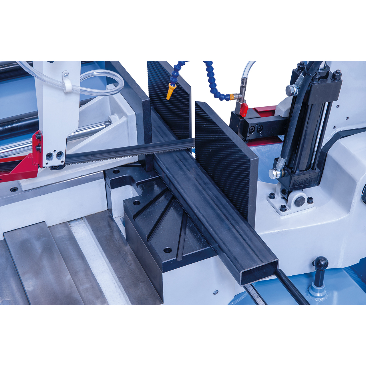 Scie à ruban à métaux Bernardo DGS 460 HV 400v - Image 12